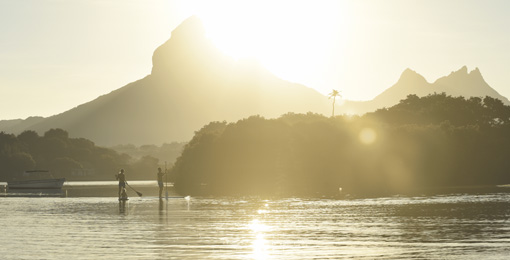 Vue panoramique de Cap Tamarin, illustrant l'équilibre parfait entre nature préservée et infrastructures modernes, proposé par Westimmo Luxury Real Estate