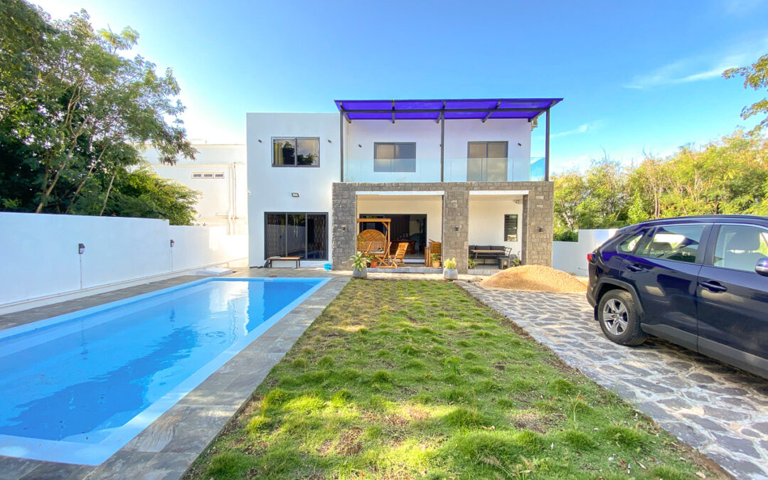 Calodyne – Location long terme Villa moderne neuve avec piscine