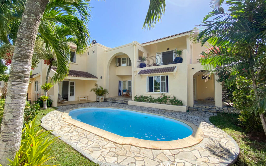 GOODLANDS – Vente Grande Villa familiale avec terrasse et piscine