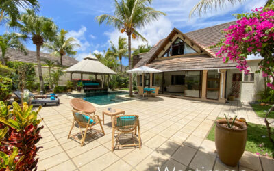 PEREYBERE – Magnifique Villa style Balinaise de 3 chambres en-suite avec piscine.
