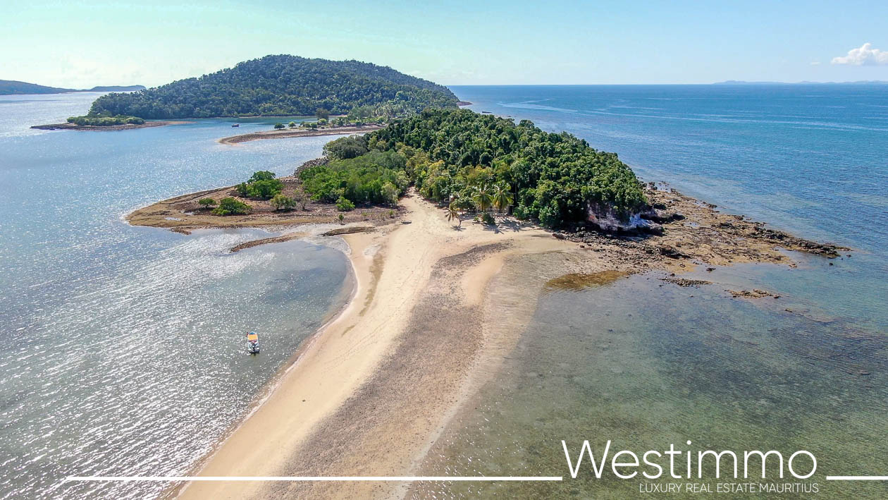 Buy private island in Madagascar Build private island hotel