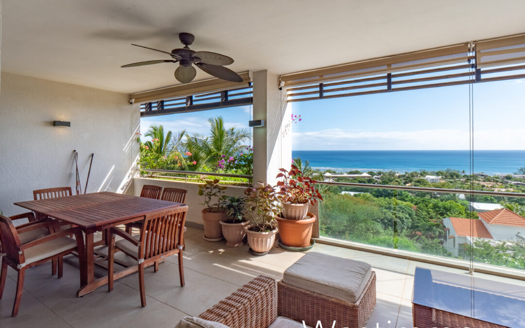TAMARIN – Lot of 2 apartments for sale in a secure residence