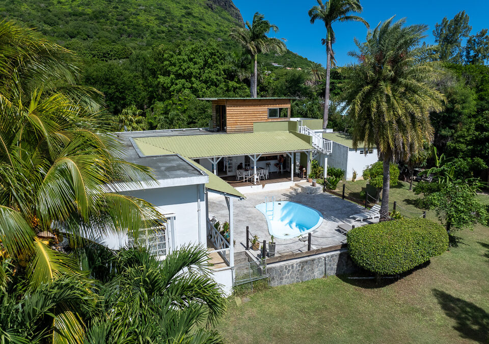 Morne Bradant – Villa of 220 m2 on a plot of 2046 m2