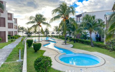 Flic en Flac – Luxueux appartement pieds dans l’eau avec piscine et vue sur le lagon.