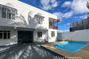 8 bed house with pool close to the beach for sale investment property