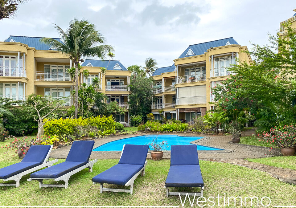 Grand baie – Waterfront flat overlooking the lagoon