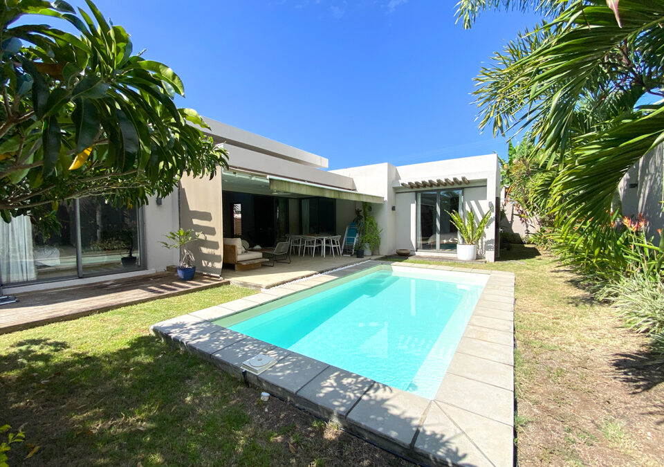 PEREYBERE – LUXURY & PRESTIGE – Exceptional villa for sale