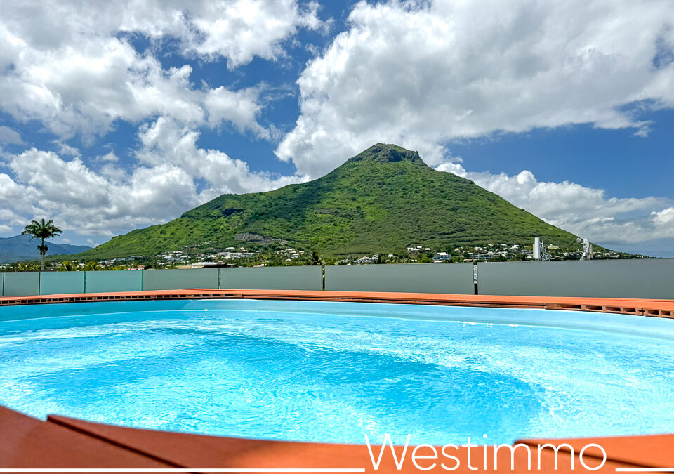 Penthouse à Tamarin – Vue Mer et Montagnes, Fort Rendement Locatif