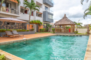 Westimmo Real Estate - Petnhouse fore sale - Investment property - Strong yield - 3 bedrooms with pool