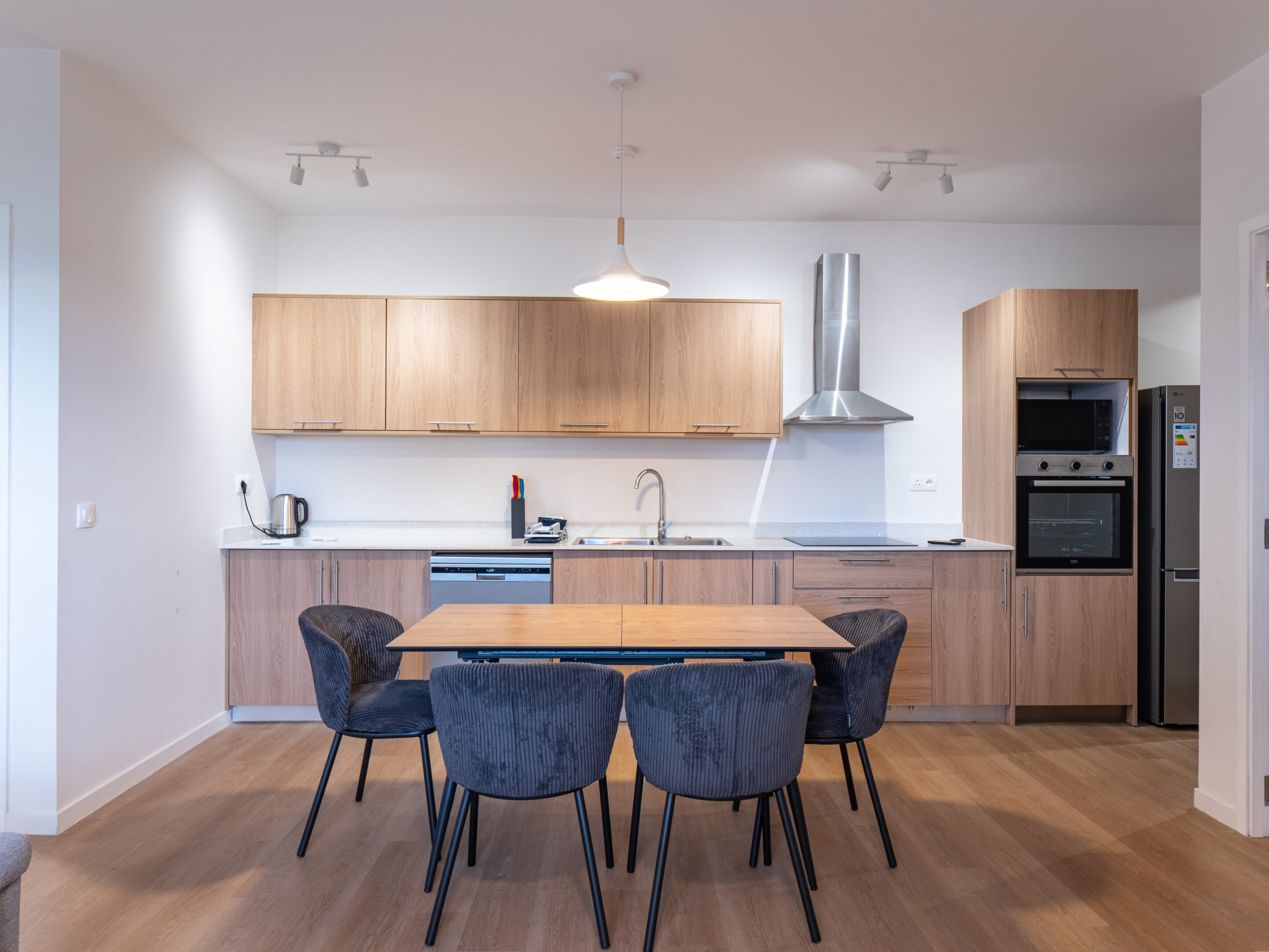 Tamarin Smart City appartement neuf de 2 chambres a louer proche de plage, commerces, ecole, gym etc